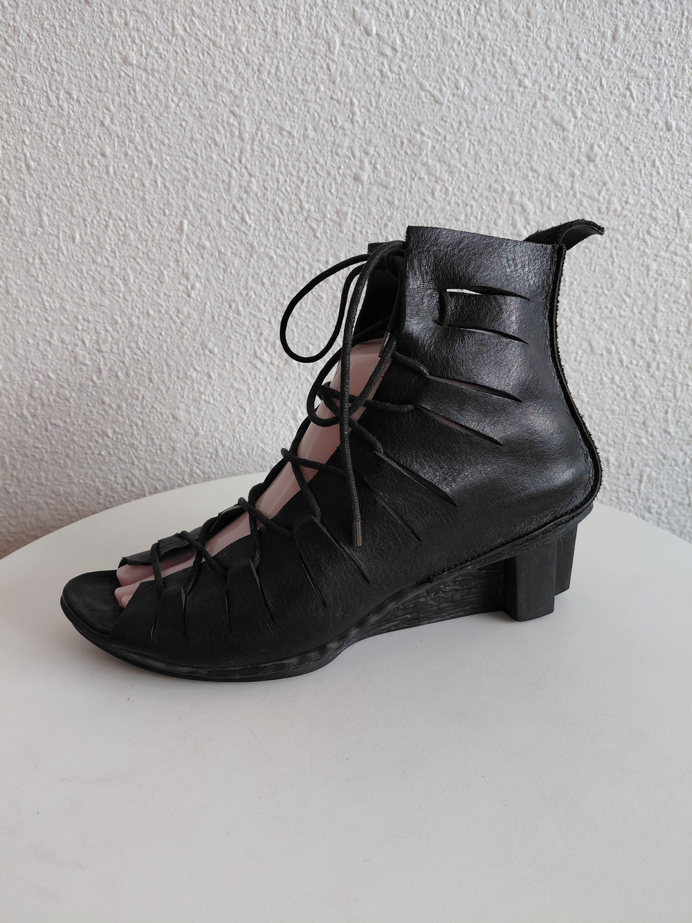 TRIPPEN Stream Womens Lace Up Black Leather Sandals Booties Size 38/US 7. In  ve